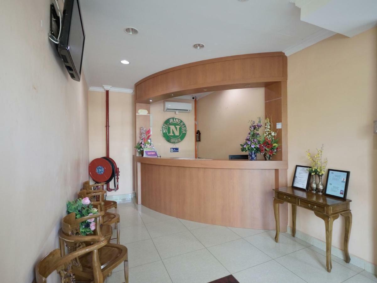 Oyo 892 Hotel Grand Nadia Labuan Exteriör bild